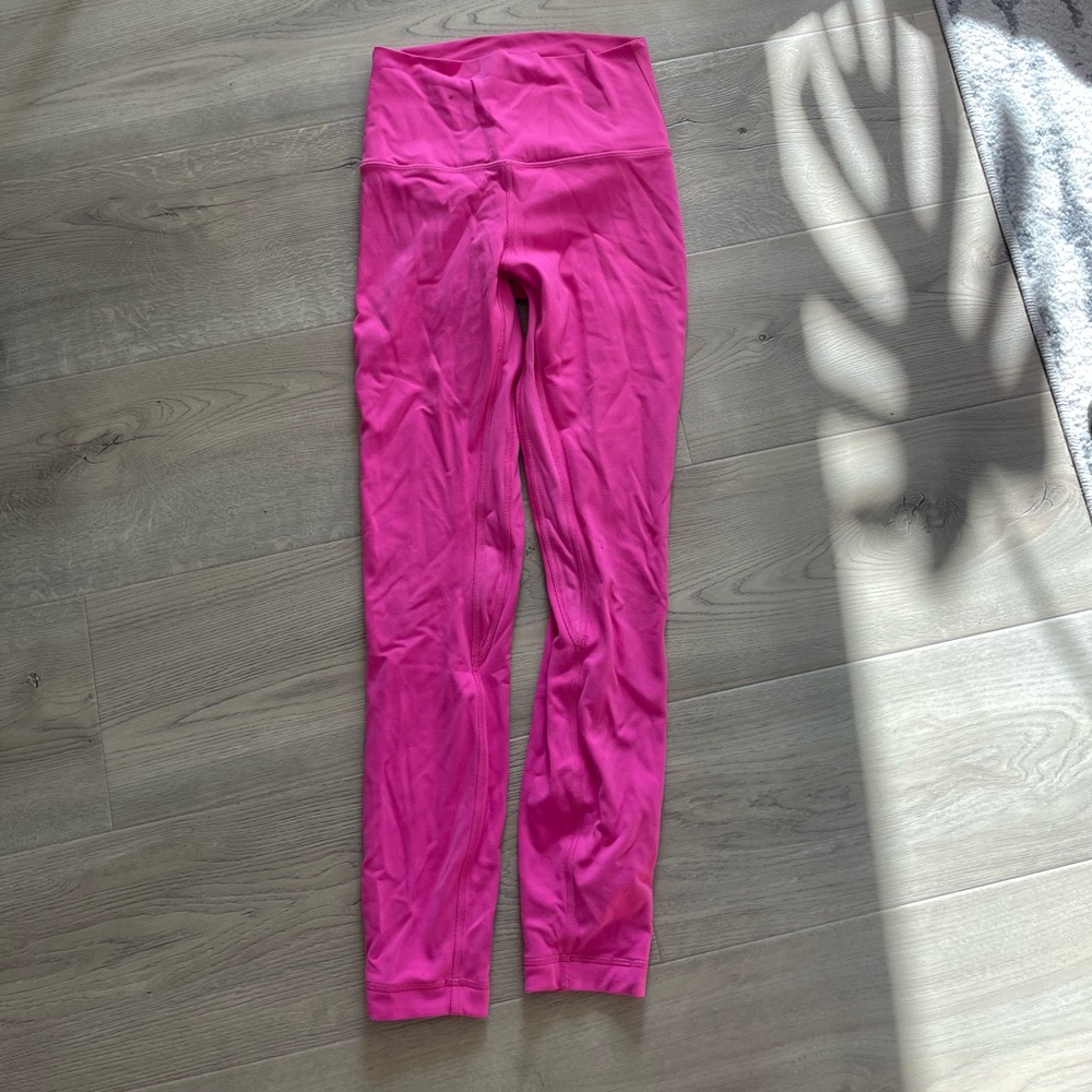 Lululemon pink aligns